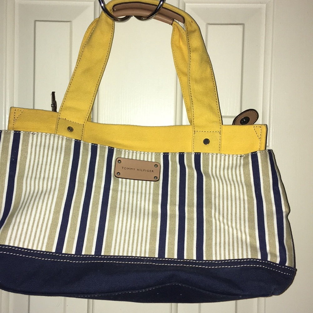 Tommy Hilfiger purse small bag
